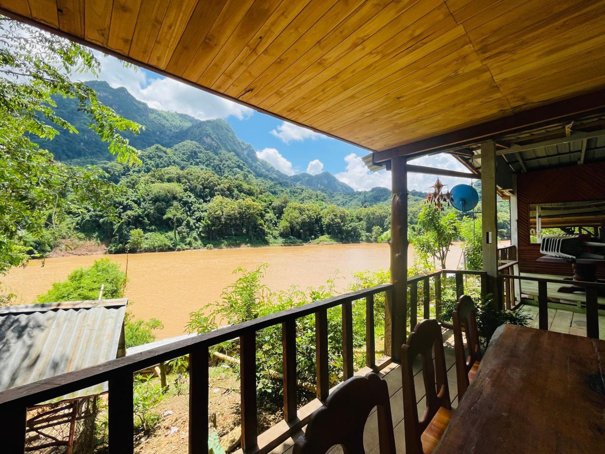 مبيت وإفطار Nong Khiaw Ing Ing Mountain View المظهر الخارجي الصورة